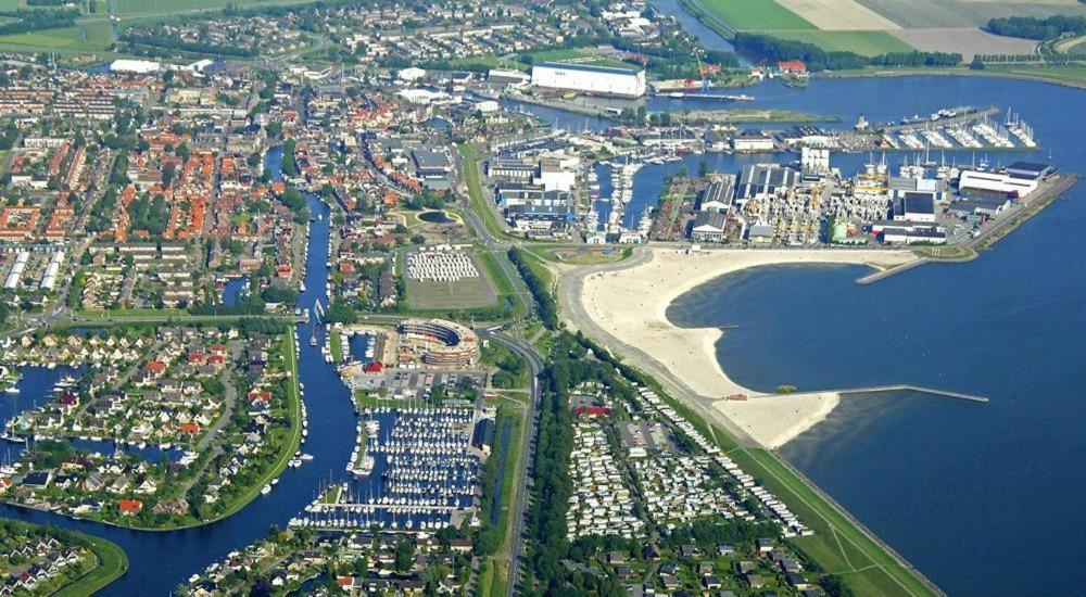 Bed and Breakfast 'T Lytse Knipke Lemmer Exteriér fotografie