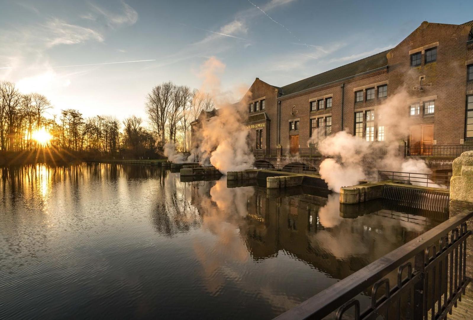 Bed and Breakfast 'T Lytse Knipke Lemmer Exteriér fotografie